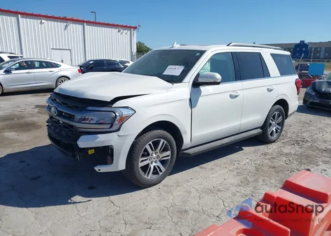 2024 Ford Expedition Xlt z USA, uszkodzony, nr VIN 1FMJU1J80REB01683